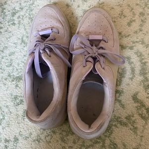 Lilian Air Force One platform